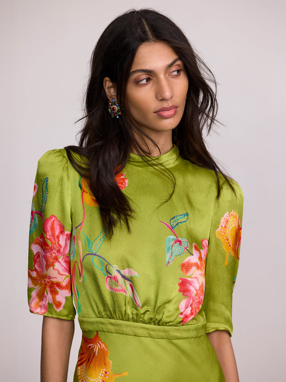 SALONI