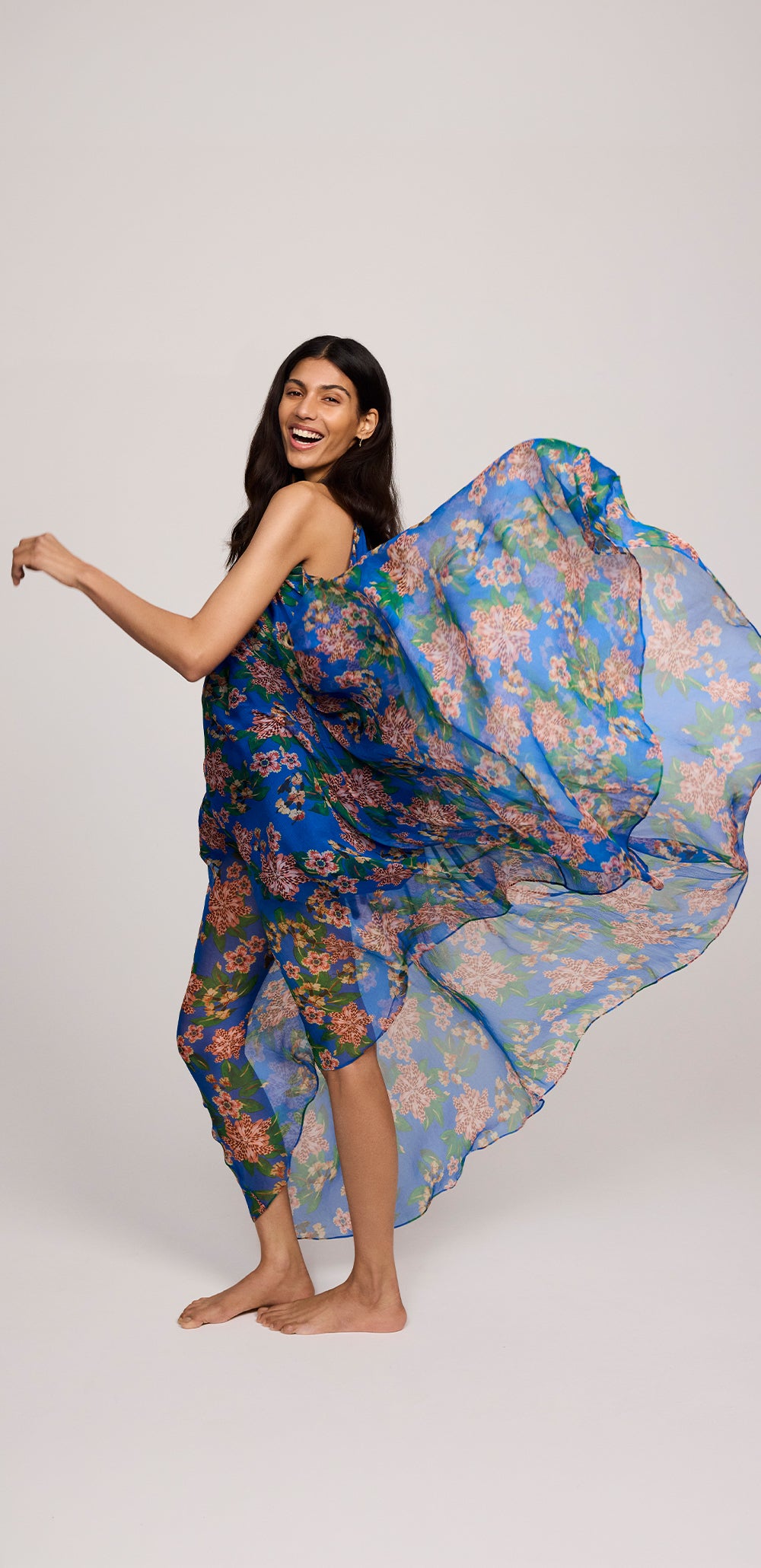 SALONI