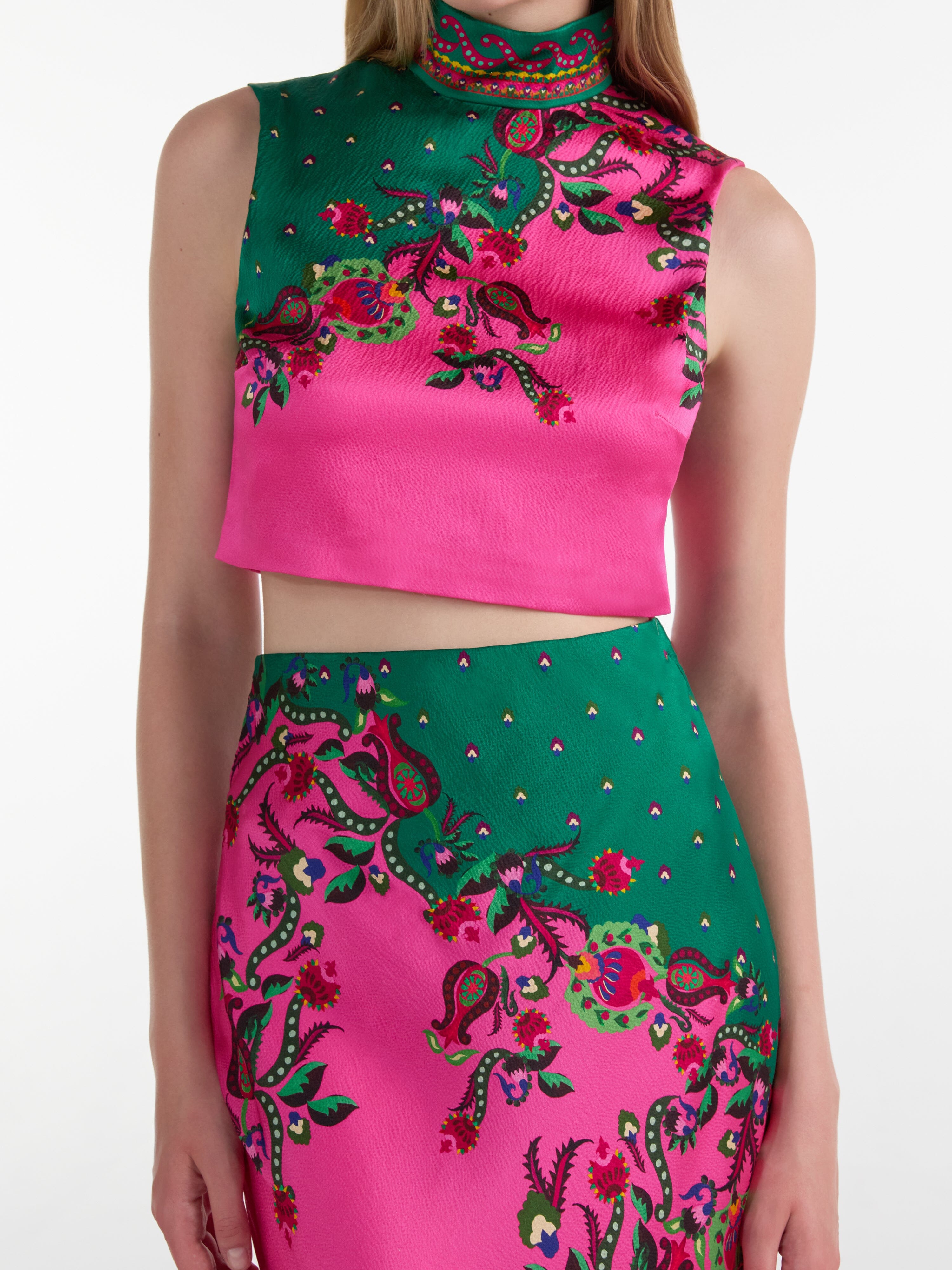 Fae Top in Budapest Floresco