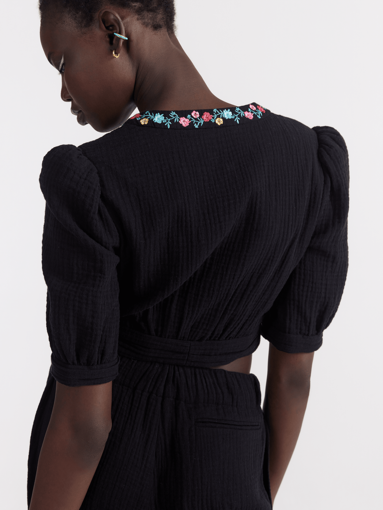 Load image into Gallery viewer, Jamie Tie Top in Black with Flowers Embroidery