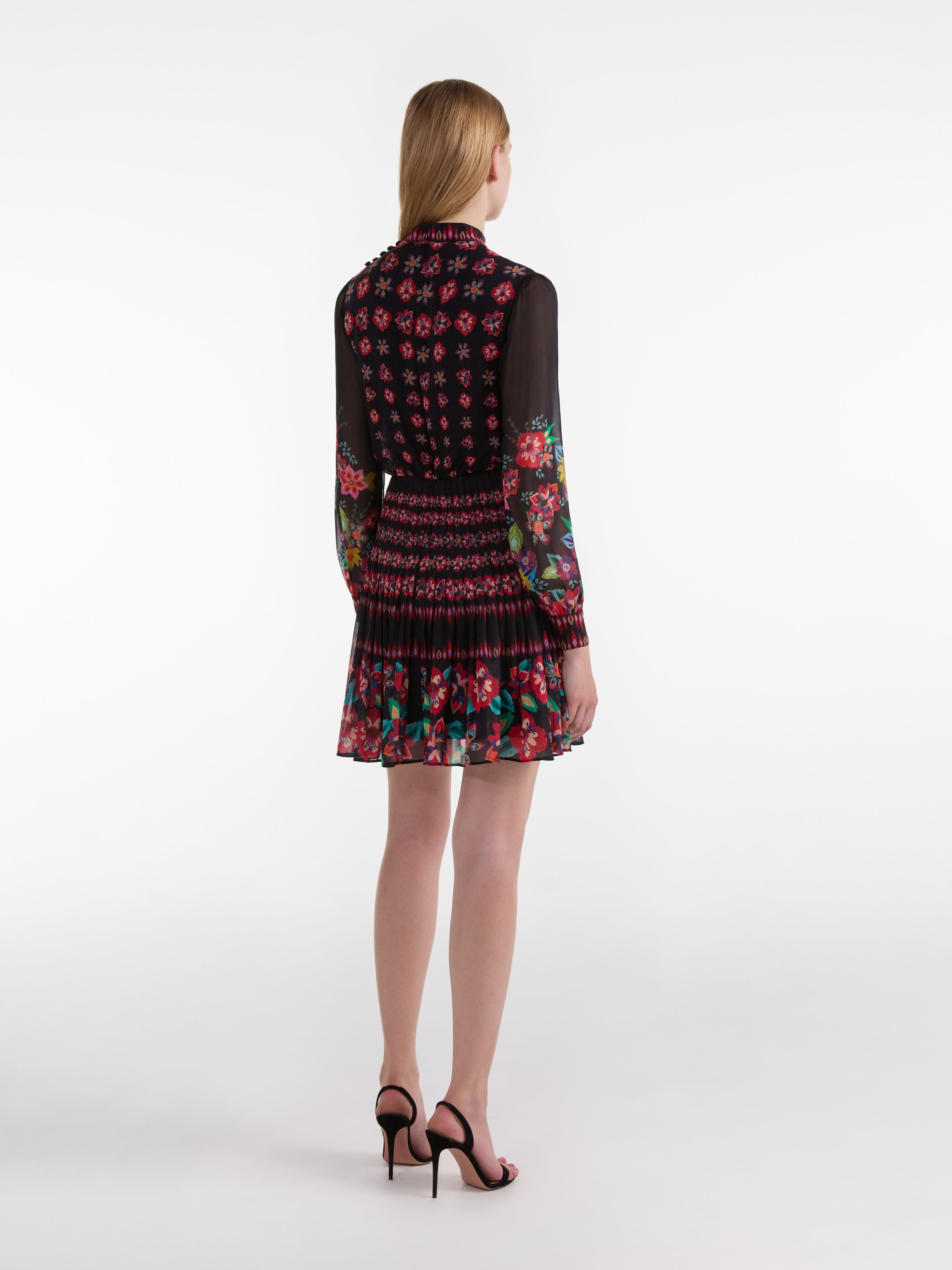 Isa Short Dress in Cordia Posey