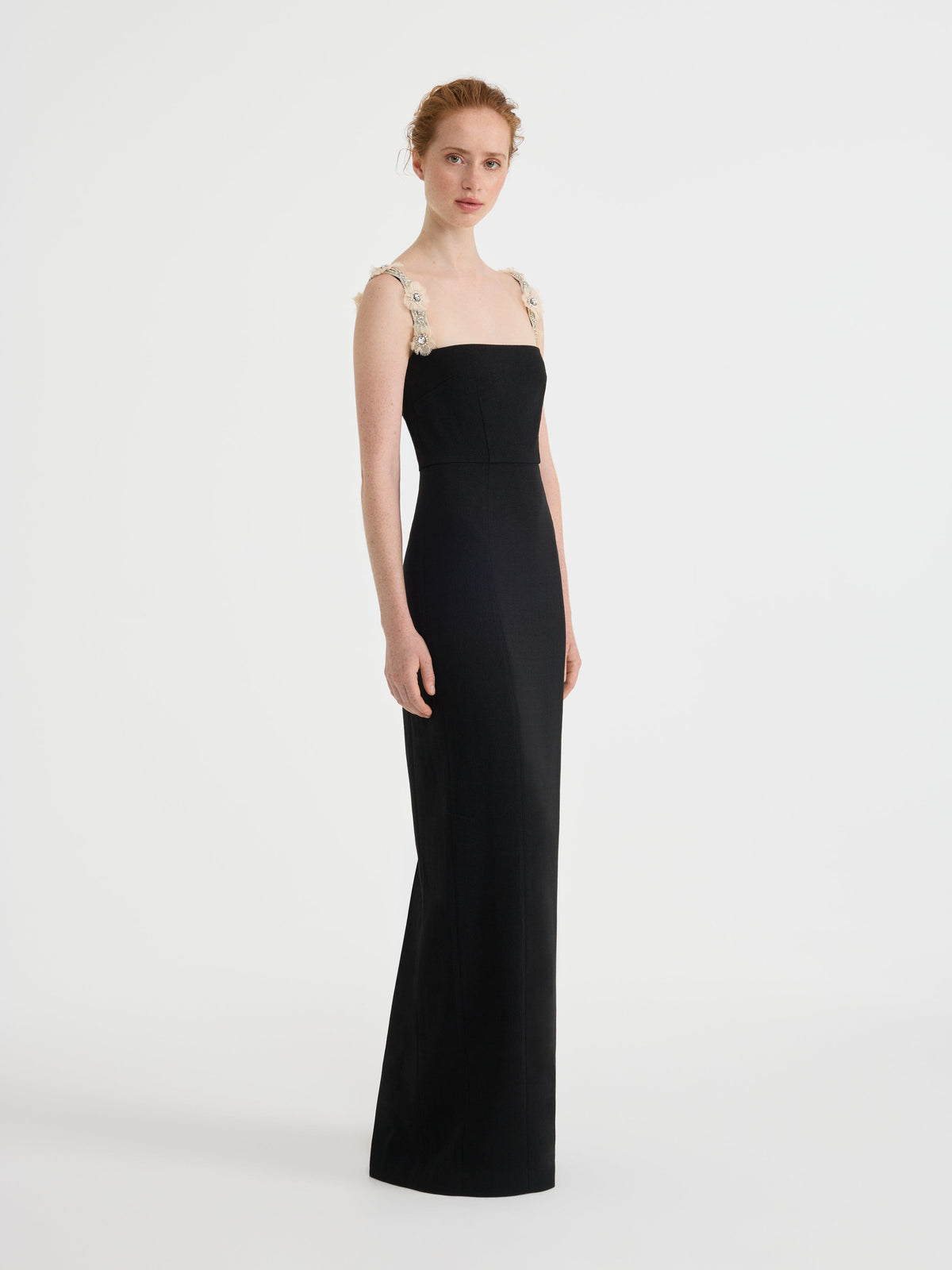 Bora Long C Dress in Black Rosette Embroidery