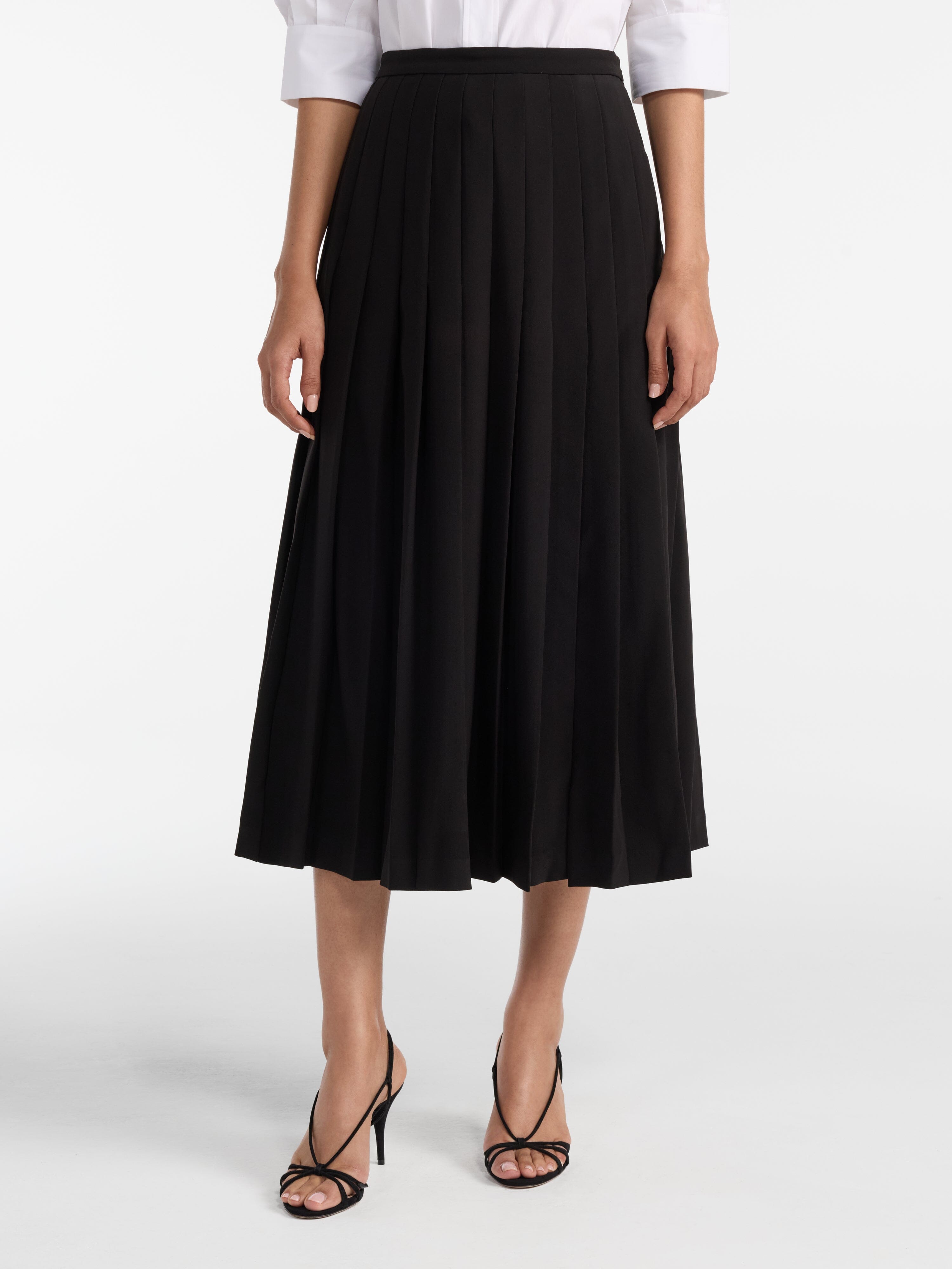 Kilt B Skirt in Black