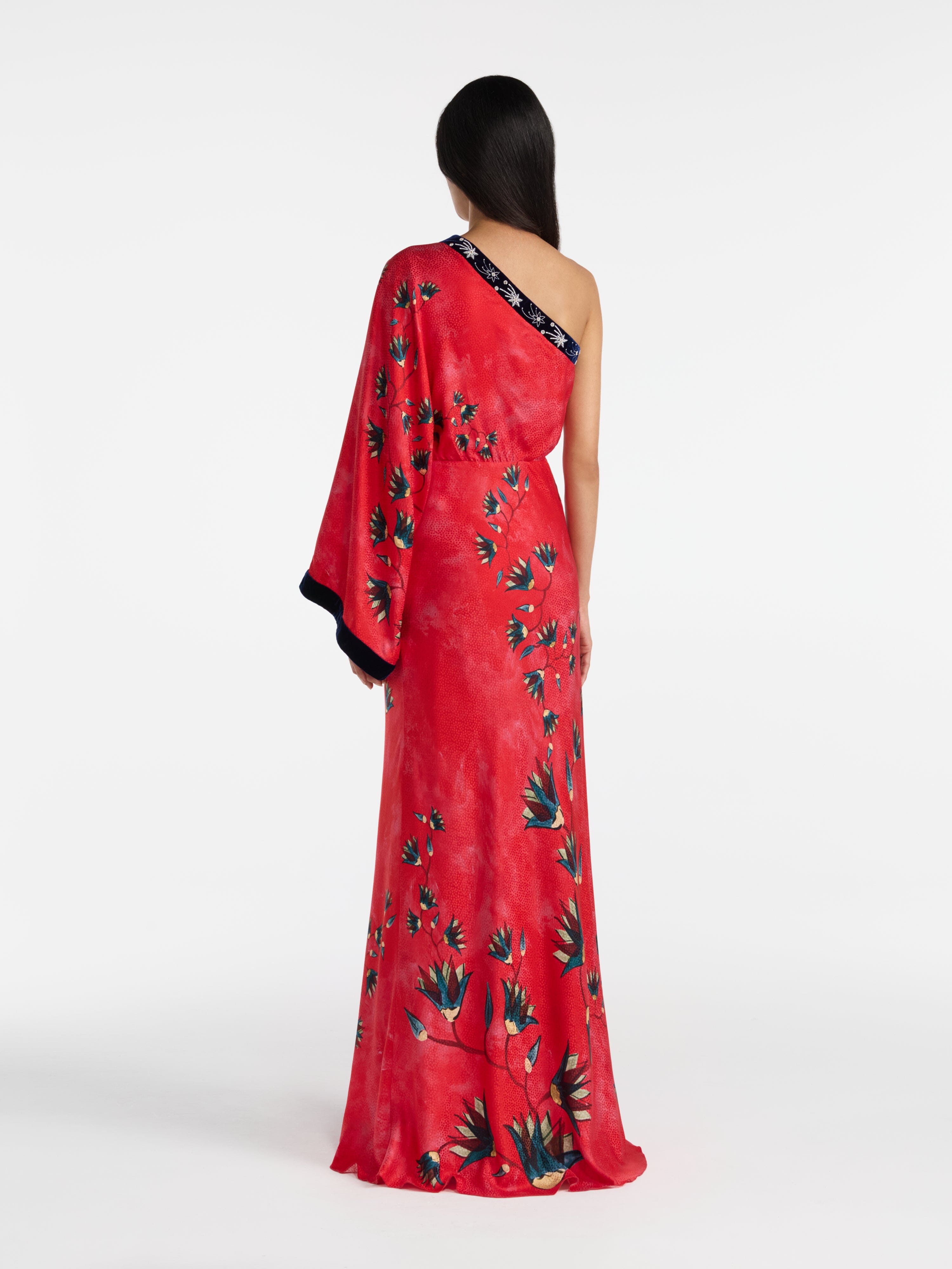 Saloni Women's Lily Asymmetric Floral Silk Gown - Garden Paradise - Size 6 Saloni Women's Lily Asymmetric Floral Silk Gown - Garden Paradise - Size 6
