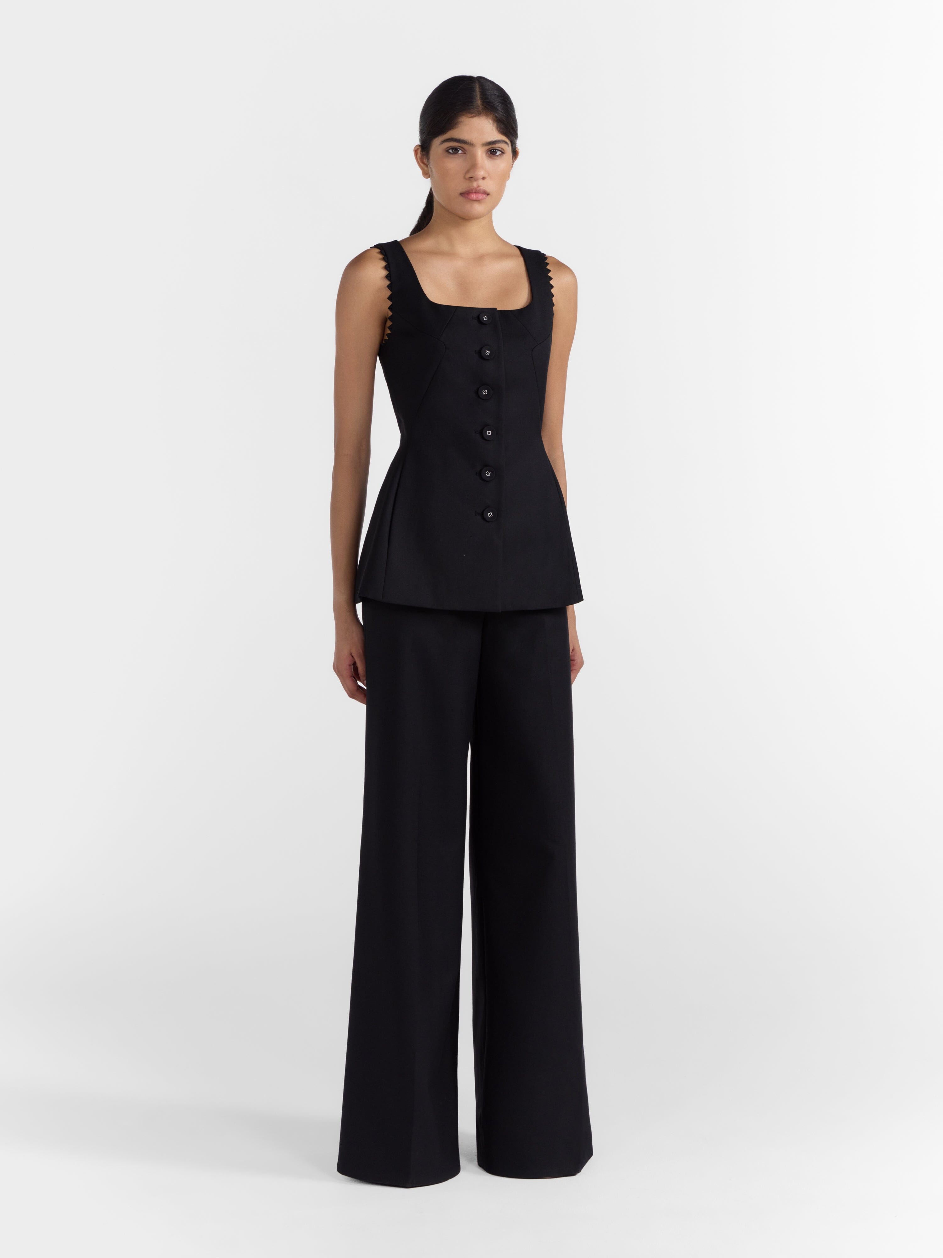 Bibba Sleeveless Jacket in Black – SALONI