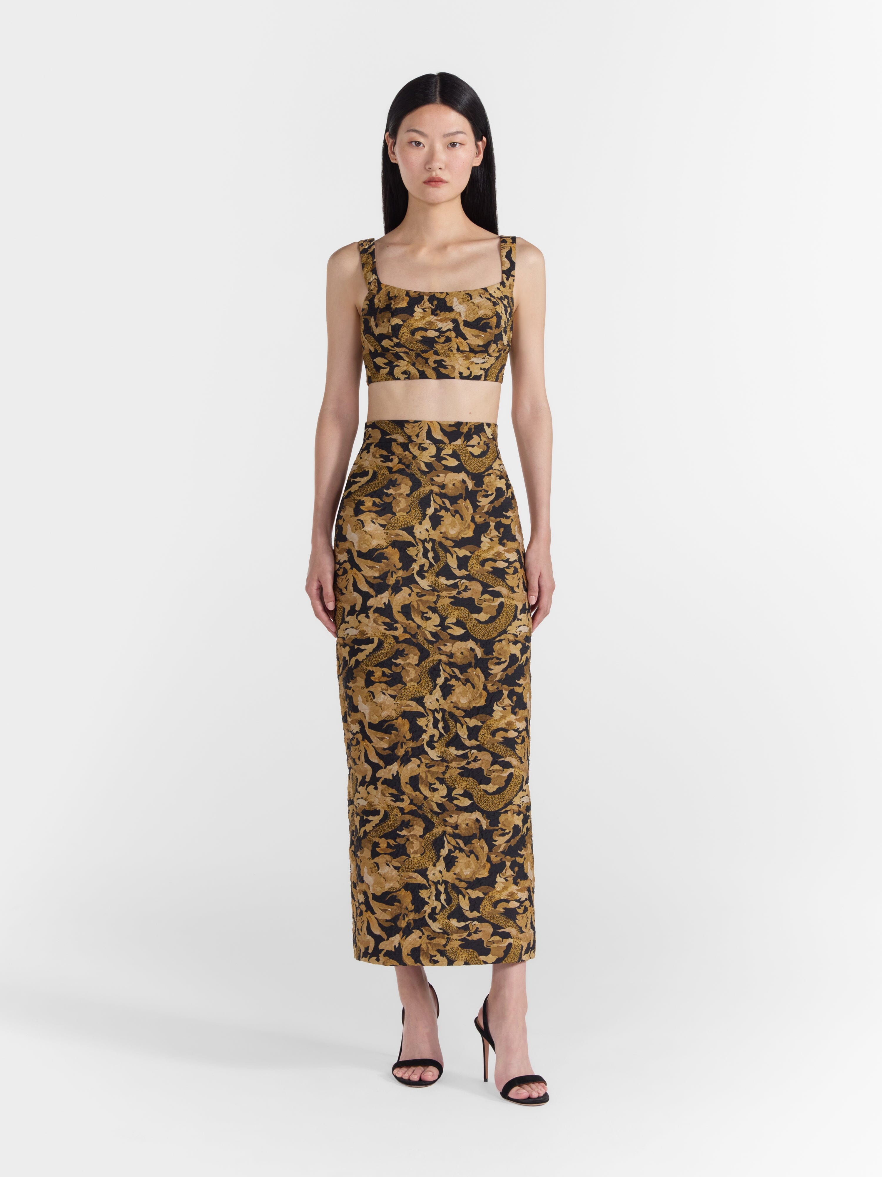 Serpent popular and bow block print gown