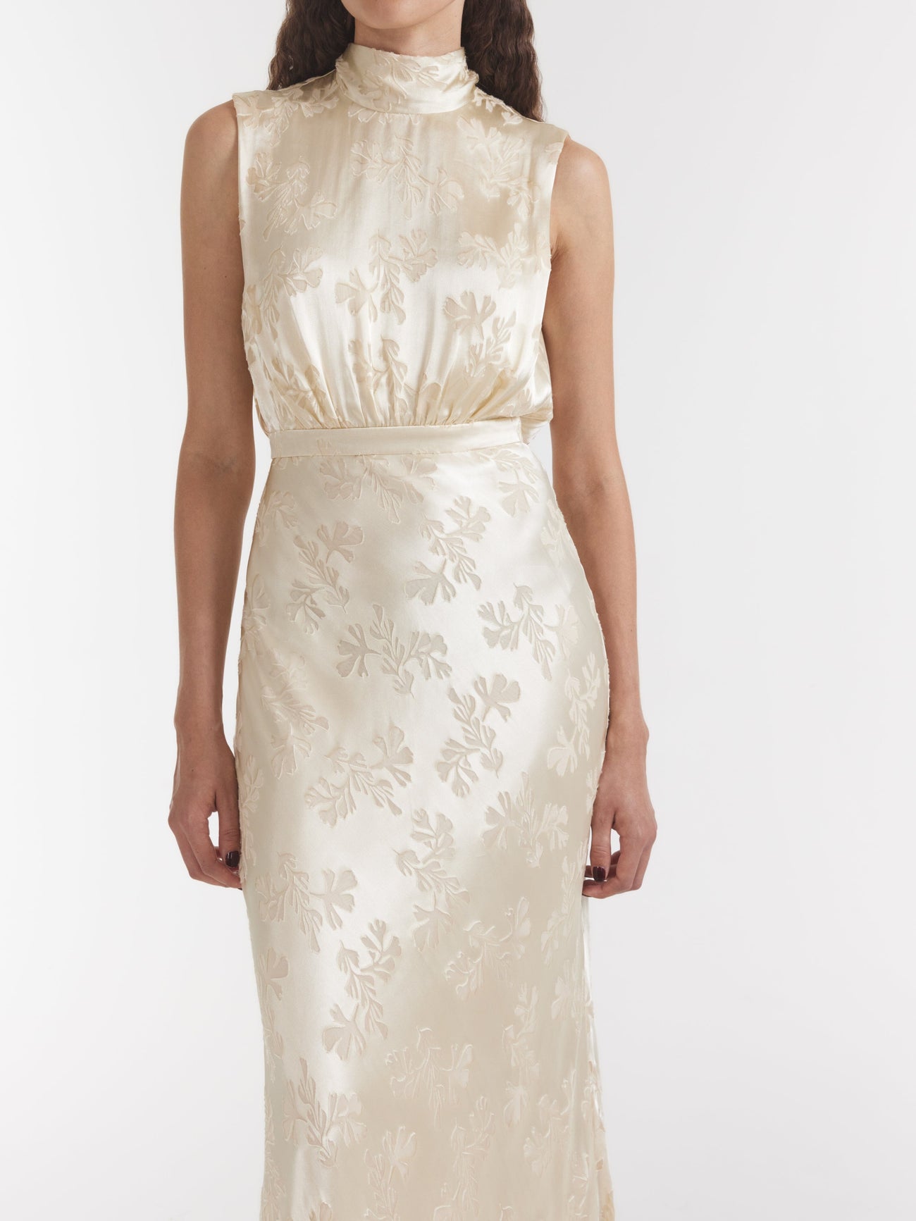 Load image into Gallery viewer, Fleur Dress in Champagne