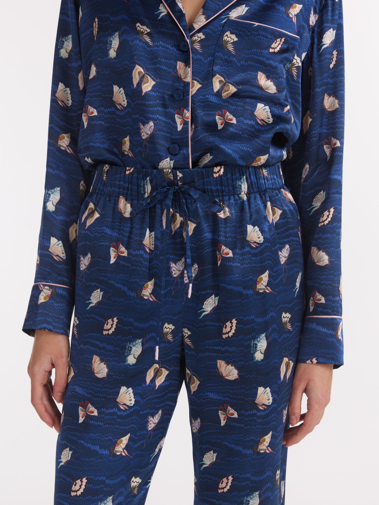 Load image into Gallery viewer, Women&#39;s Lounge PJ Set in Butterfly House