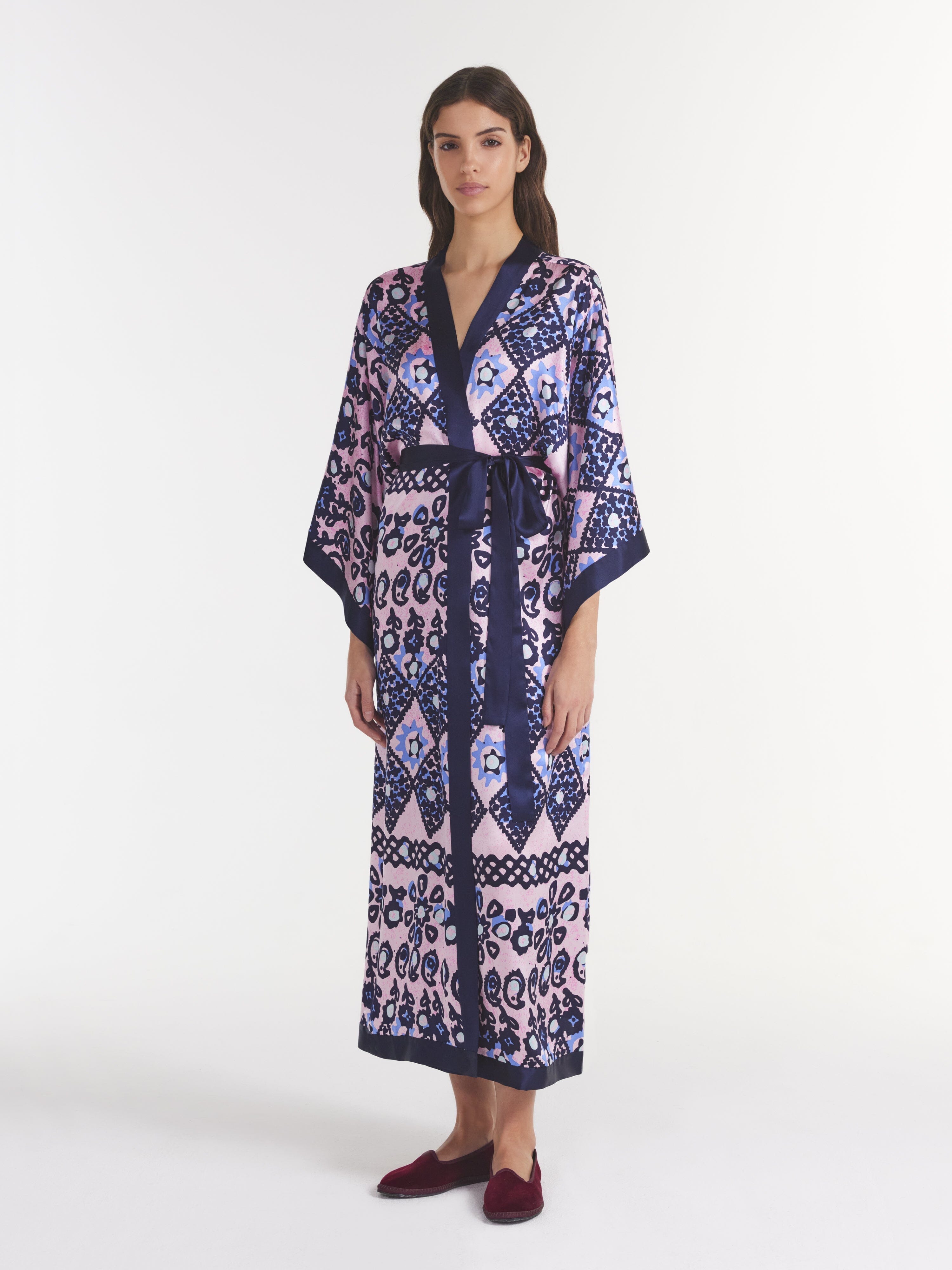 Batik clearance kimono robe