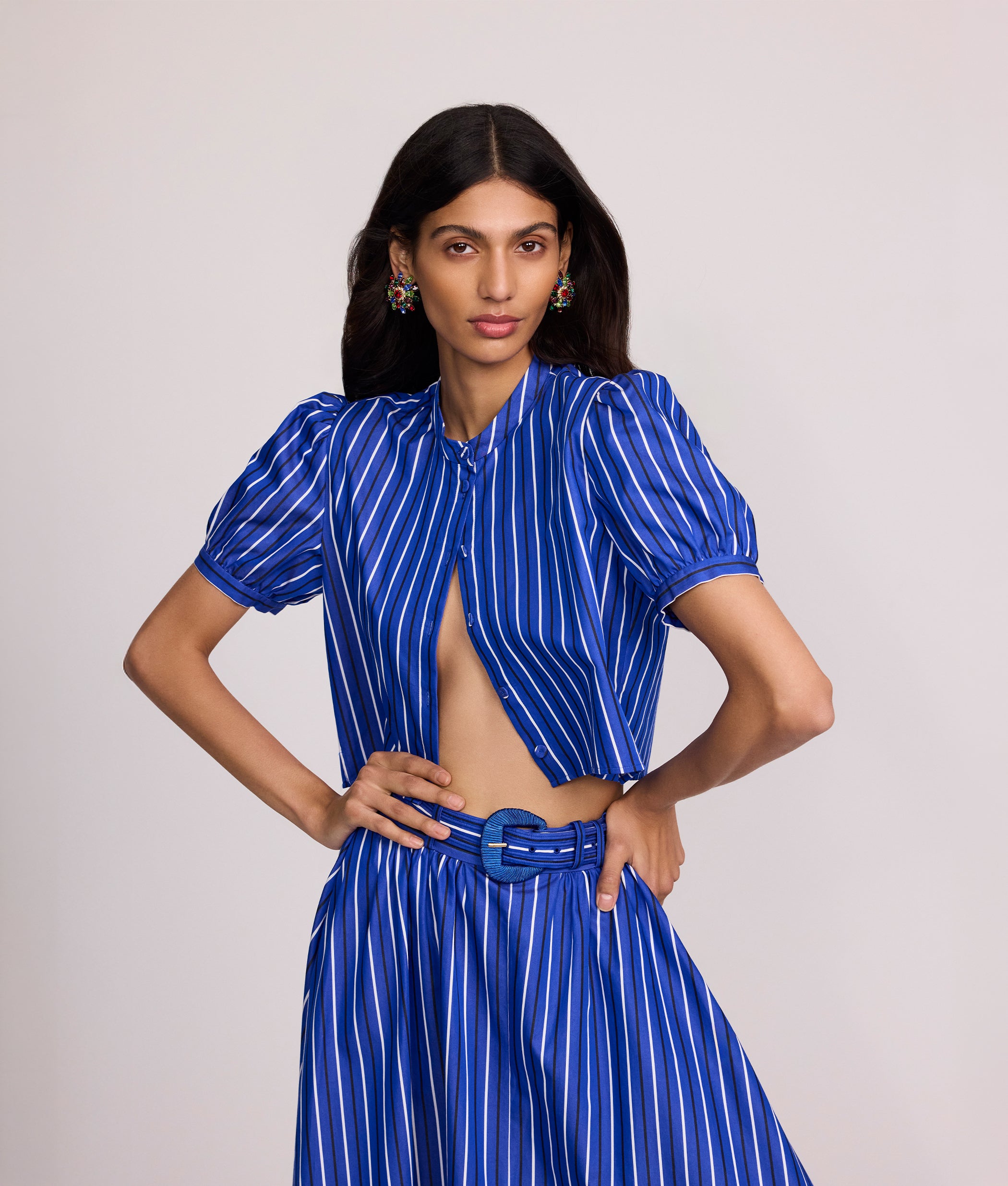 SALONI