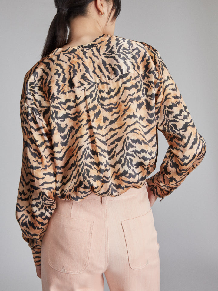 Load image into Gallery viewer, Bobbi Shirt in Venyx Gold Tiger