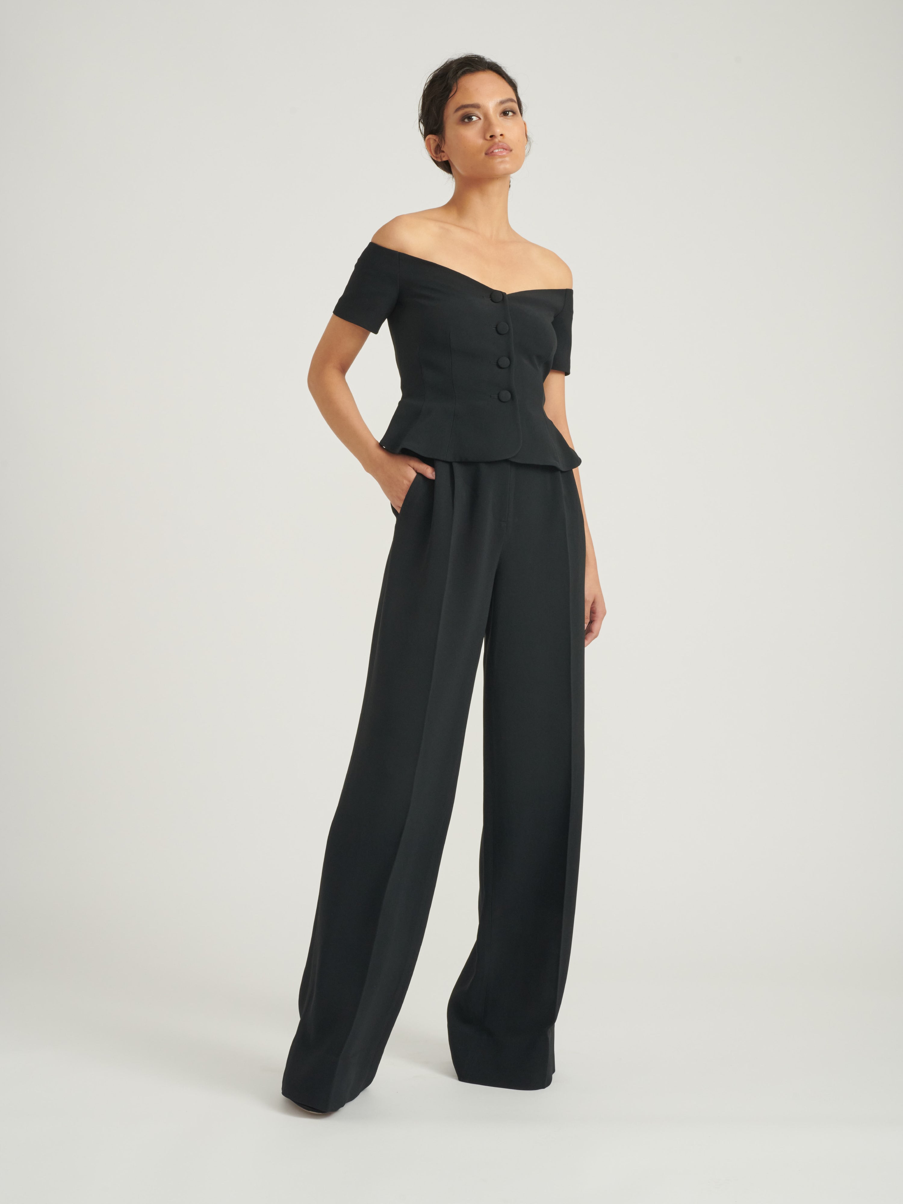 Wide Tailored Trouser in Black