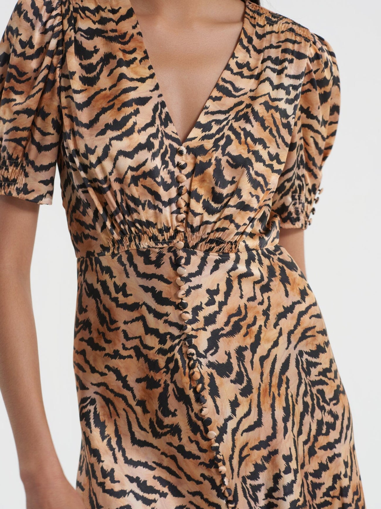 Load image into Gallery viewer, Lea Long Dress in Venyx Gold Tiger